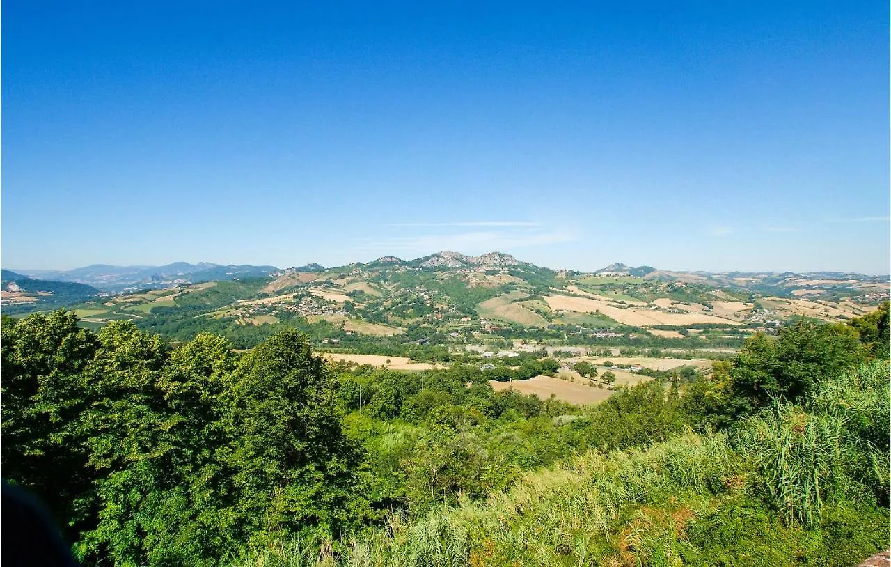 Nice Apartment In Verucchio With Kitchen
